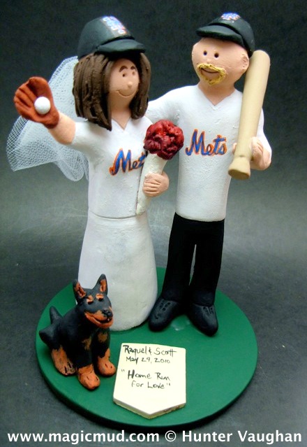 Met's Fan's Custom Wedding Cake Topper